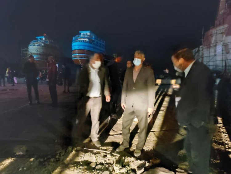 مهار آتش سوزی در کشتی سازی تلاش بندر